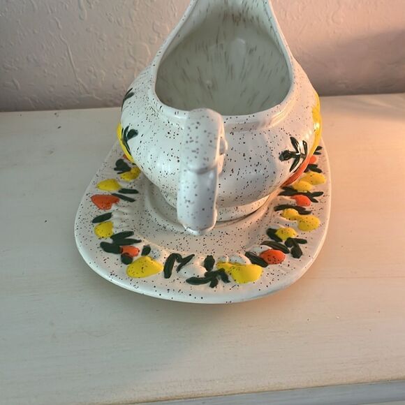 Arnels Mushrooms Antique 2pc Gravy Boat Raised Design Handpainted Made in USA - Picture 5 of 14